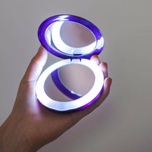 Load image into Gallery viewer, Pearl 3000mAh — Makeup mirror portable charger for iPhone, Samsung, and Android.
